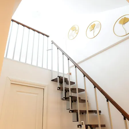 Apartment Trastevere Golden Luxury Loft *