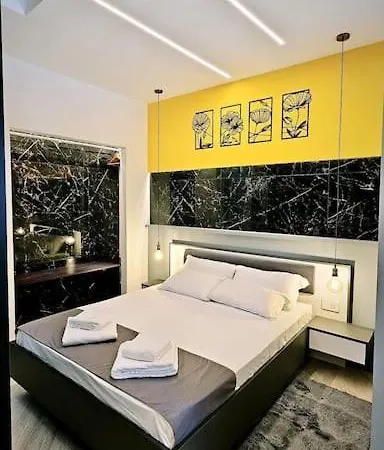 Apartment Trastevere Golden Luxury Loft