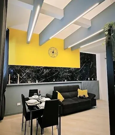 Apartment Trastevere Golden Luxury Loft